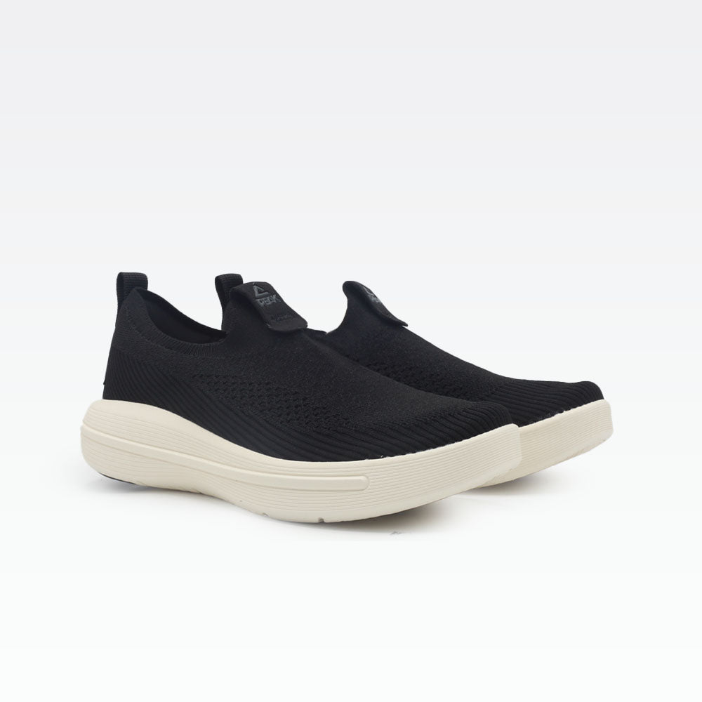 Peak Slip On Shoes Black/Off White - 2