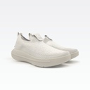 Peak Slip On Shoes White Flower Yarn - 2