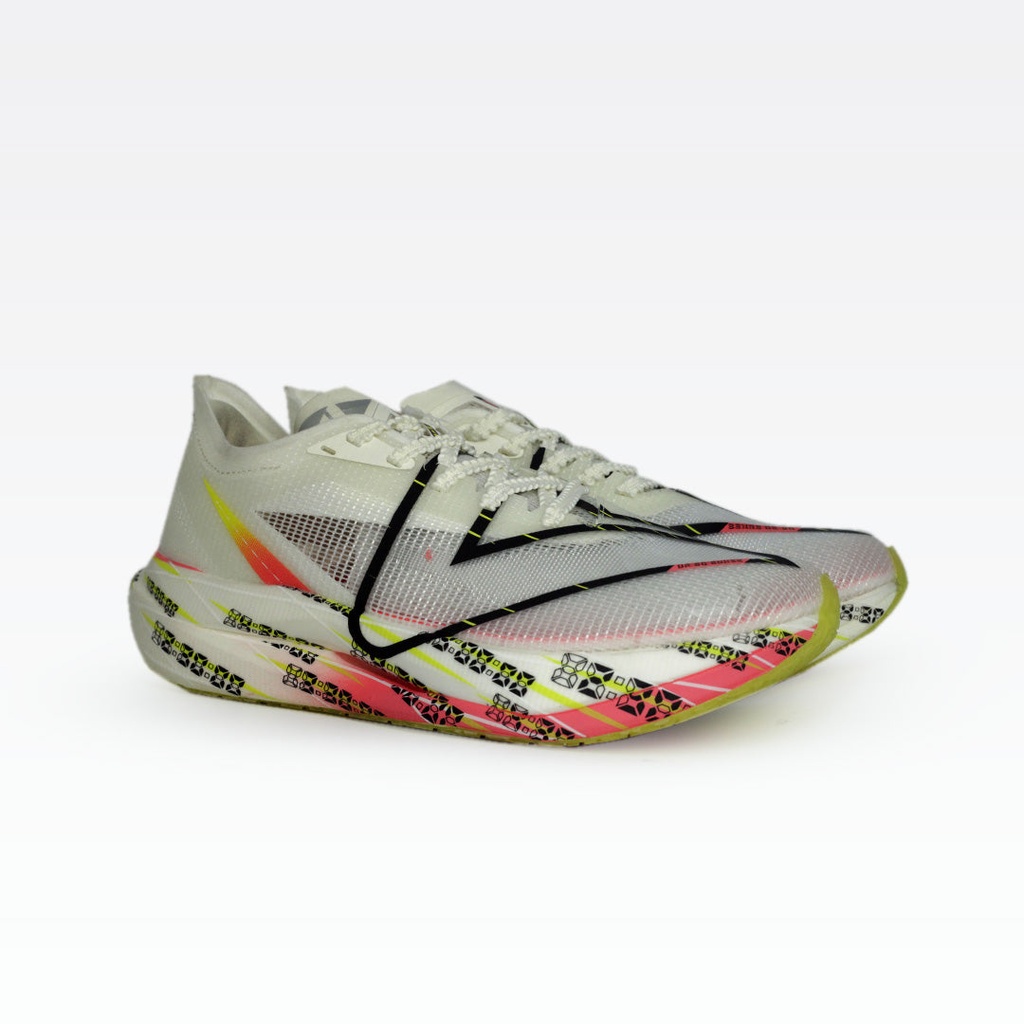 Peak Taichi Taichi Up30 3.0Eilte White/Red - 3