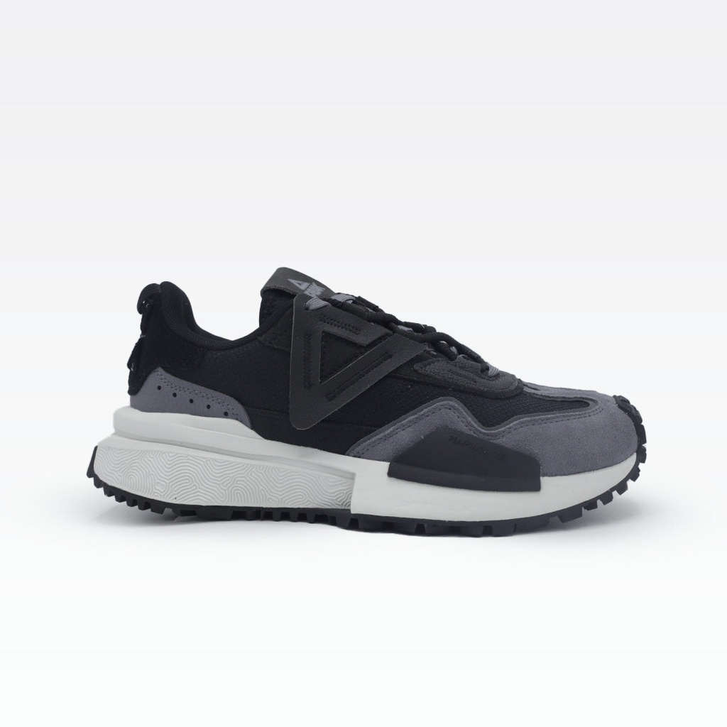 Peak Flair 2.0 Black/Paloma Ash
