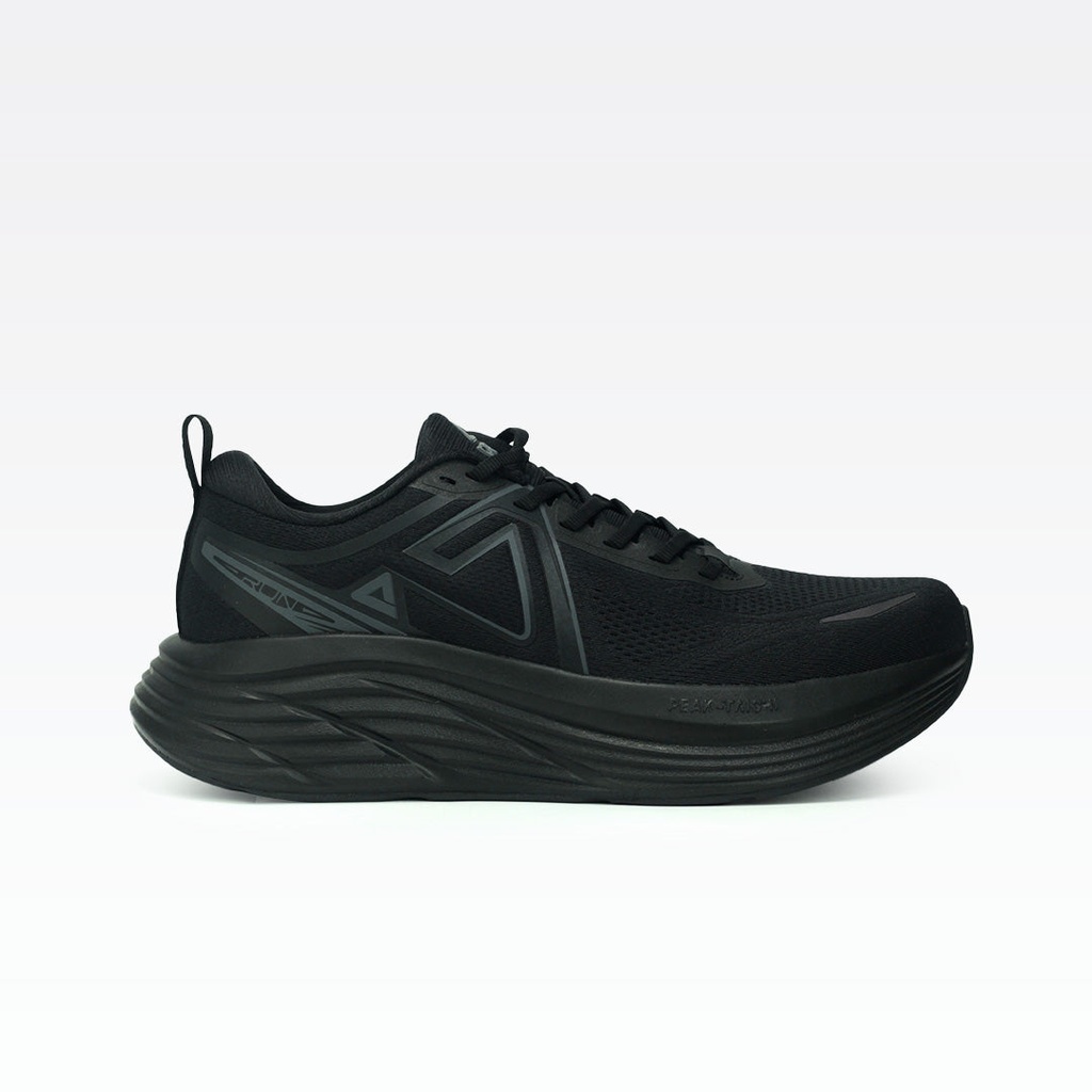 Peak Turbo All Black